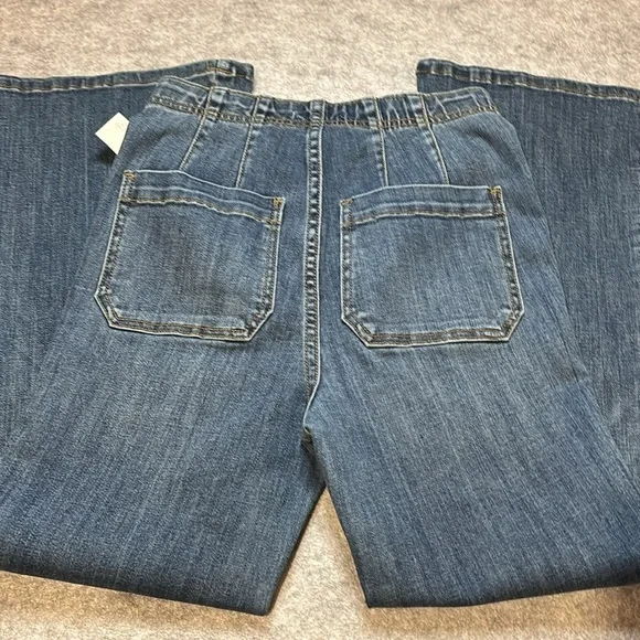 Pilcro Wide Flare Leg Jeans - XXS Small - Denim Medium Color - NWT's - Picture 9 of 14